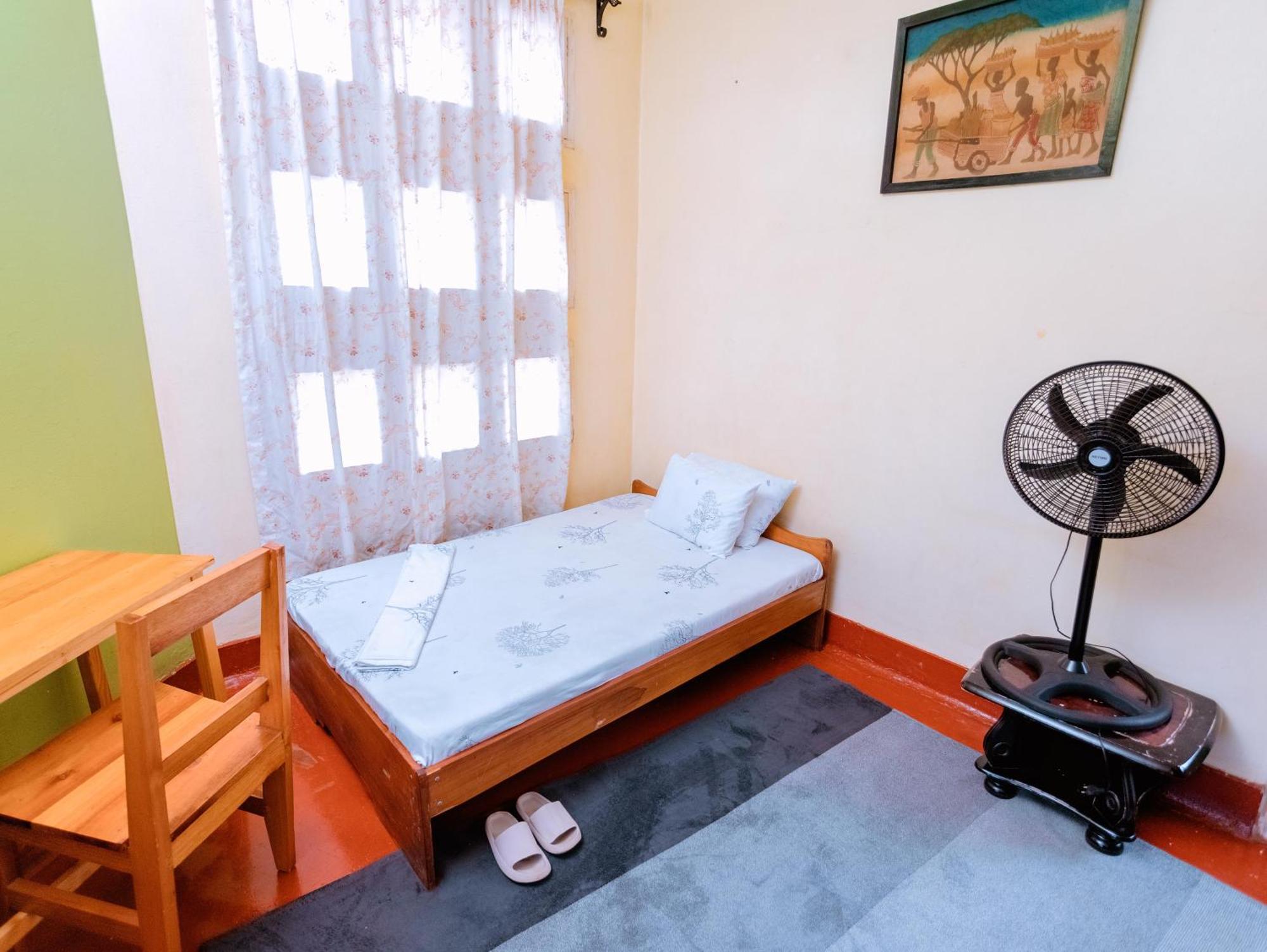 Faraja Homestay- Seamless Comfort In The Heart Of The City - Free Wifi, Warm Hospitality, And Local Delights Await Moshi Exterior photo